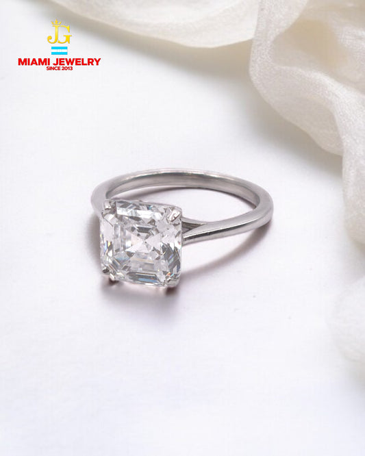 14k white gold wedding ring for women.