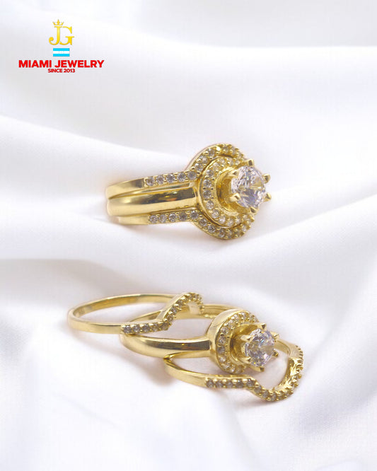 Solid 14k yellow gold wedding set for women.